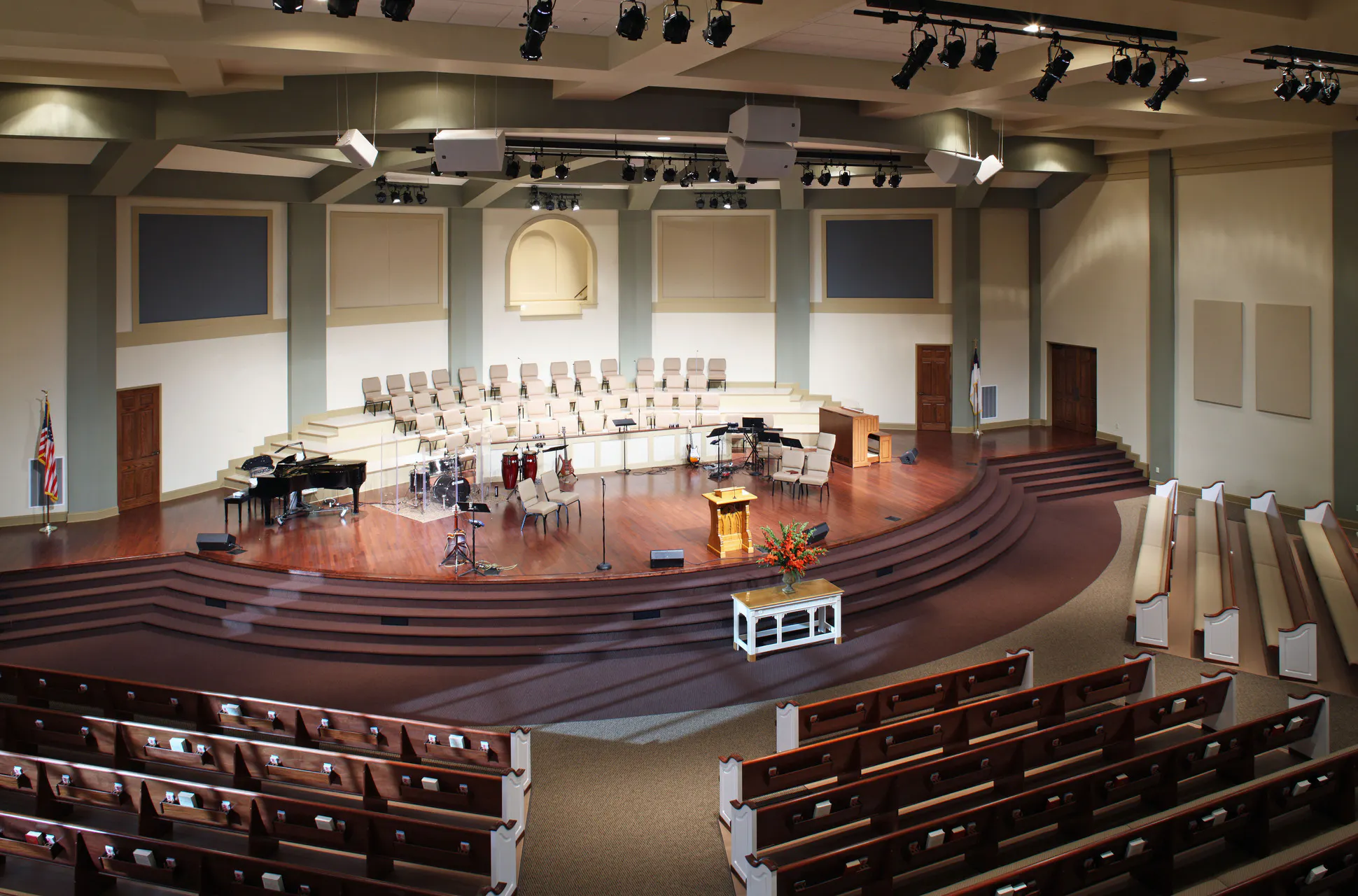 Bethlehem Baptist Church interior